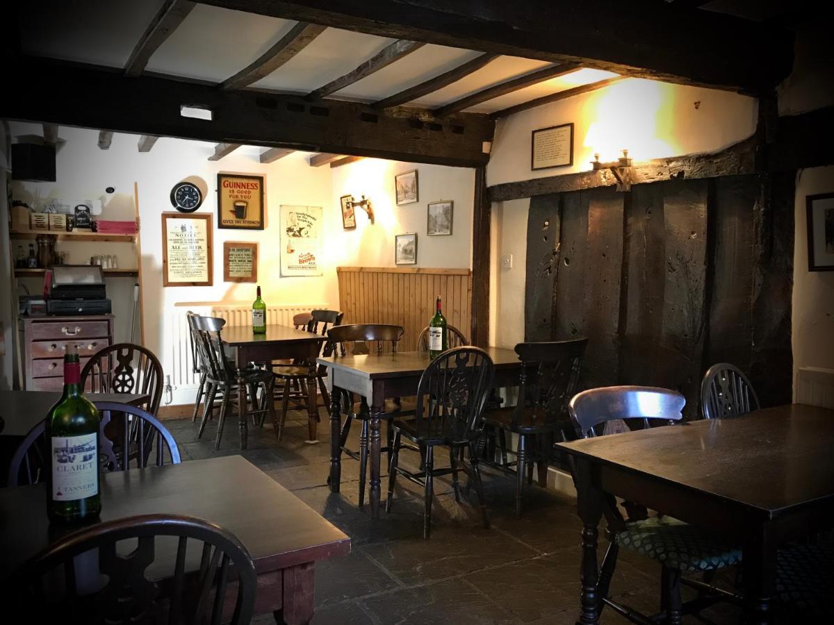 The White Horse Inn, Clun Εξωτερικό φωτογραφία
