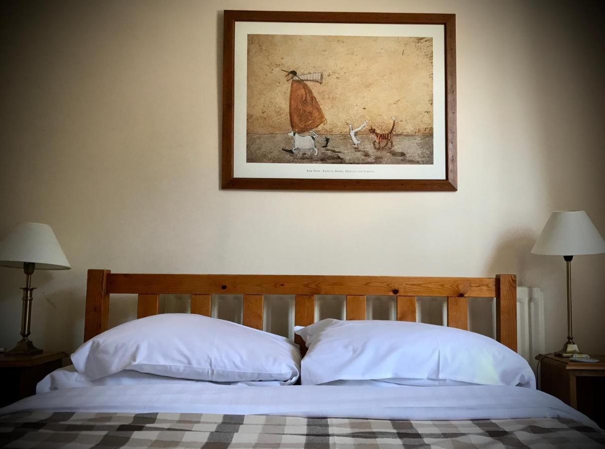 The White Horse Inn, Clun Εξωτερικό φωτογραφία